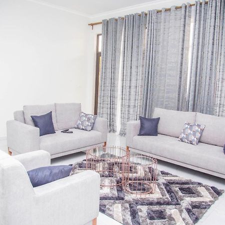Longhorn Executive Apartments Лусака Екстериор снимка